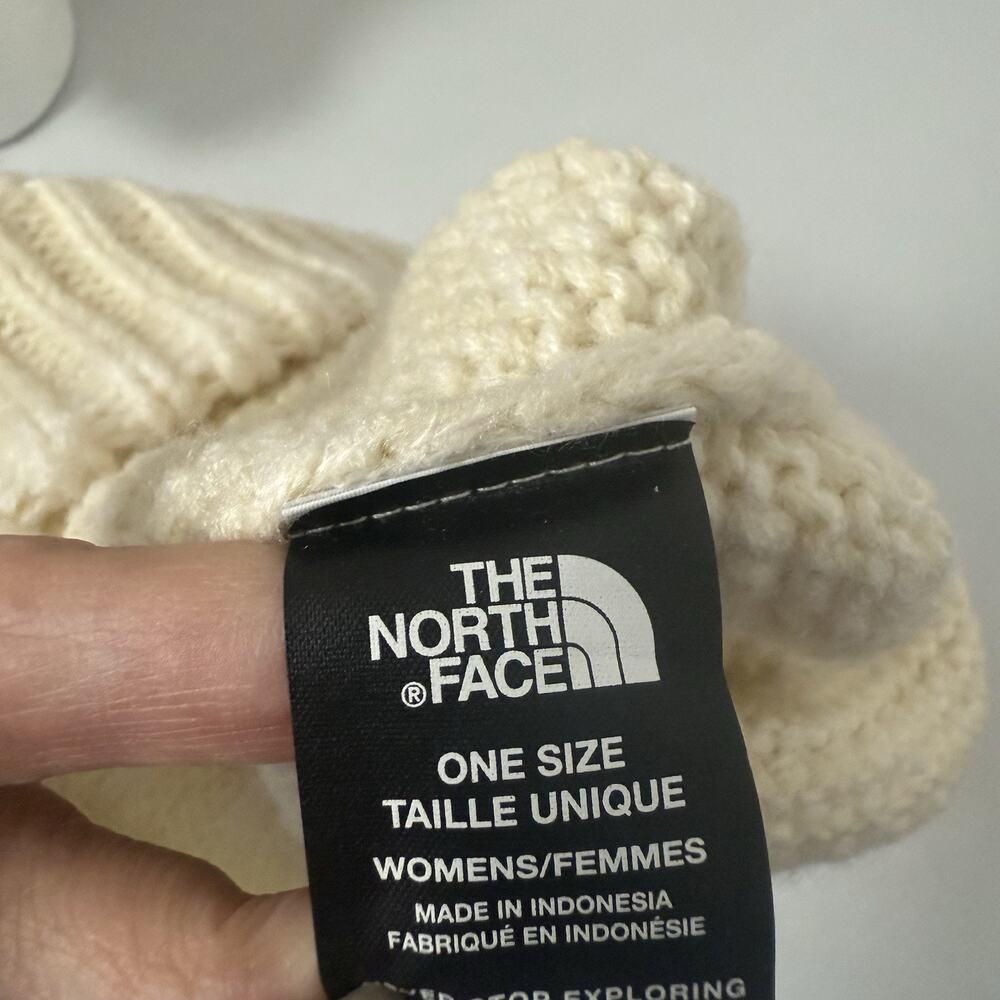 The North Face Women's Cable Knit Purrl Stitch Beanie Cream Winter Ski Hat - Picture 4 of 4